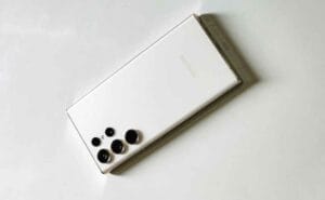 rekomendasi-hp-terbaik-bisa-digunakan-untuk-jangka-panjang